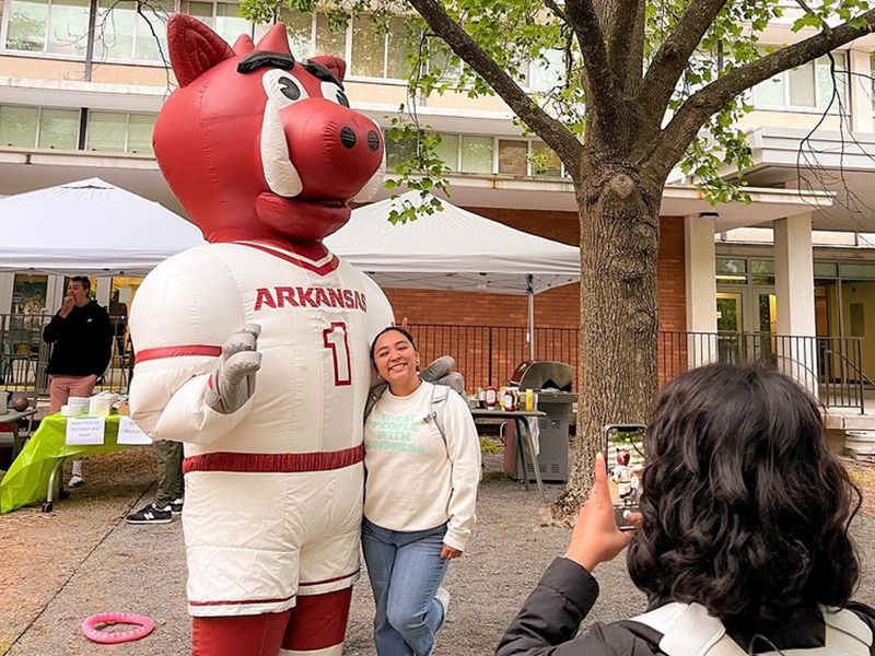 Students Start Moving Out Across Campus This | Razorback Family Portal