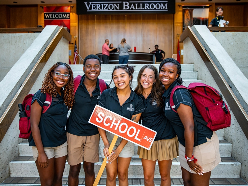 Share with your Student: Apply Now to be a | Razorback Family Portal